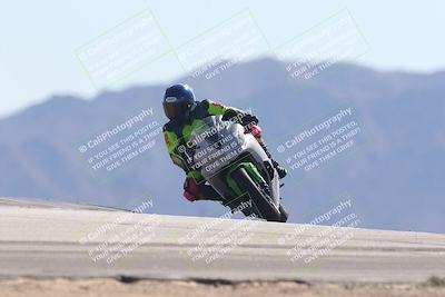 media/Oct-30-2025-Racers Edge (Thu) [[dabbdaf680]]/3-B Group/Session 4 Turn 9/